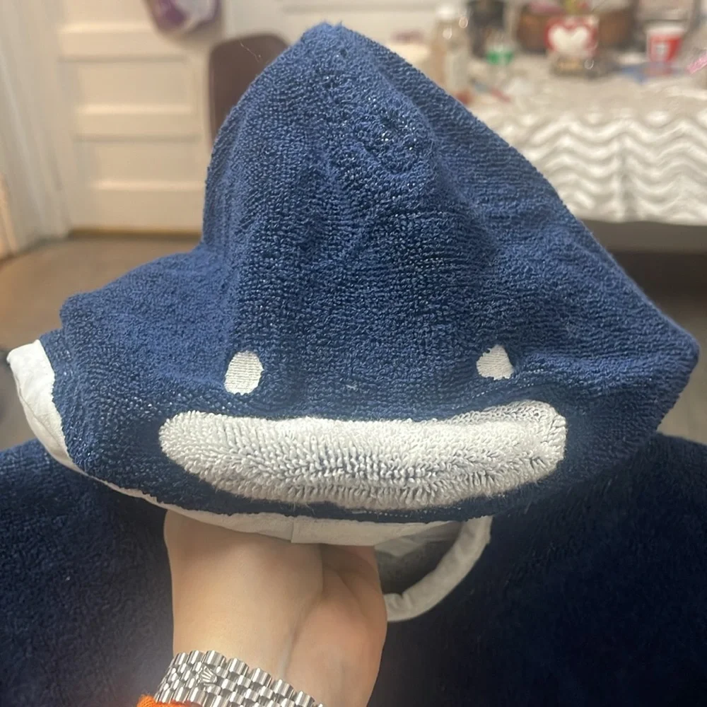 Giorgio Armani Kids Navy Blue Hooded Towel Poncho - Picture 4 of 5